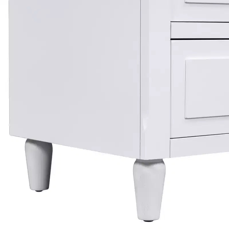 28 Modern 3-Drawer Nightstand, Elegant Bed Side Cabinet with Metal Handles and Rubber Wood Legs - Panipeachy