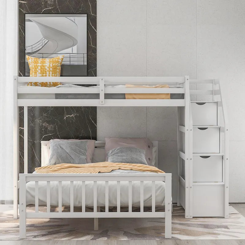 Letto a soppalco in legno per due persone con scale, sponde alte e scaletta