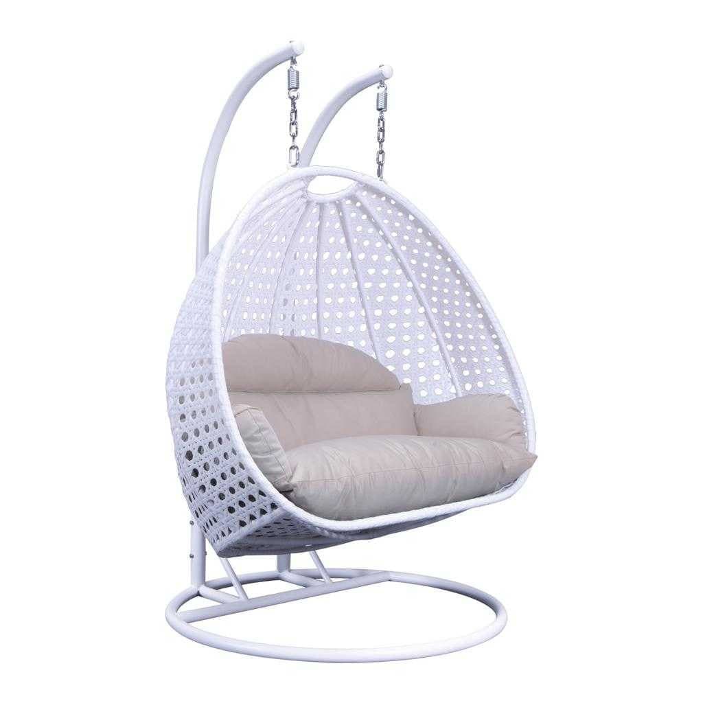 LeisureMod Sedia a Uovo Sospesa per 2 Persone con Supporto - Dondolo Pensile per Esterni/Interni in Rattan Intrecciato con Cuscini